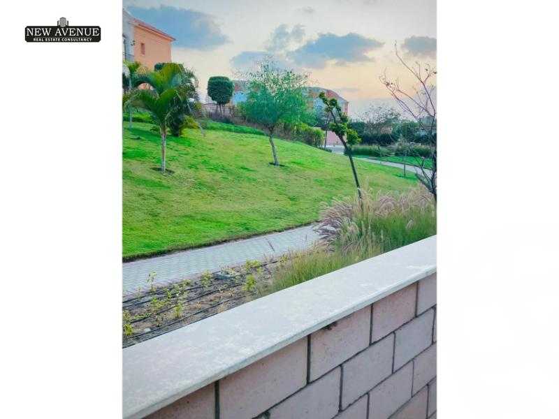 https://aqarmap.com.eg/en/listing/6100111-for-sale-cairo-new-cairo-compounds-layan-residence