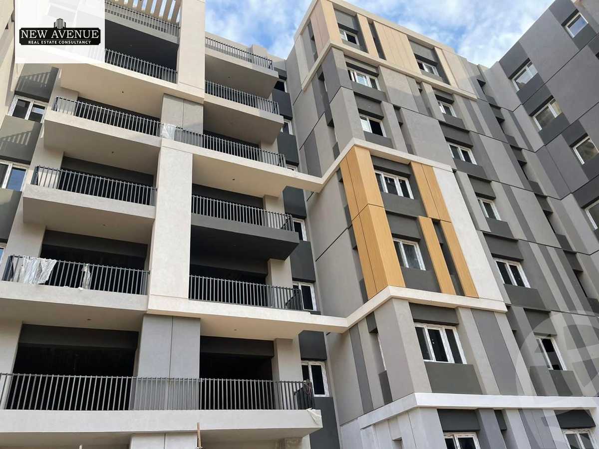 https://aqarmap.com.eg/ar/listing/6103983-for-sale-cairo-new-cairo-lmstqbl-syty-compounds-hap-town