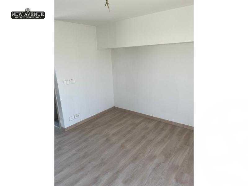https://aqarmap.com.eg/en/listing/6104629-for-sale-cairo-el-shorouk-compounds-al-burouj-compound-imkan