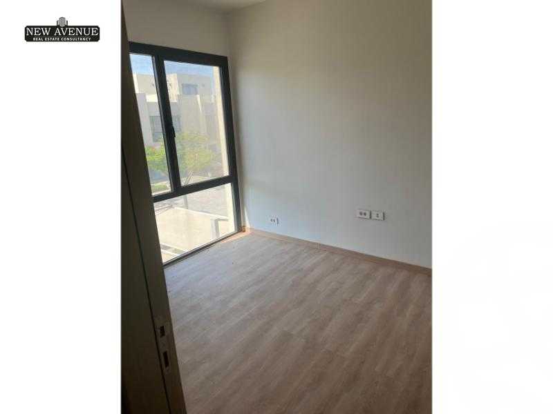 https://aqarmap.com.eg/en/listing/6104629-for-sale-cairo-el-shorouk-compounds-al-burouj-compound-imkan