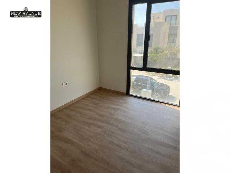 https://aqarmap.com.eg/en/listing/6104629-for-sale-cairo-el-shorouk-compounds-al-burouj-compound-imkan
