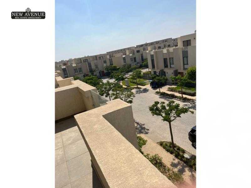 https://aqarmap.com.eg/en/listing/6104629-for-sale-cairo-el-shorouk-compounds-al-burouj-compound-imkan
