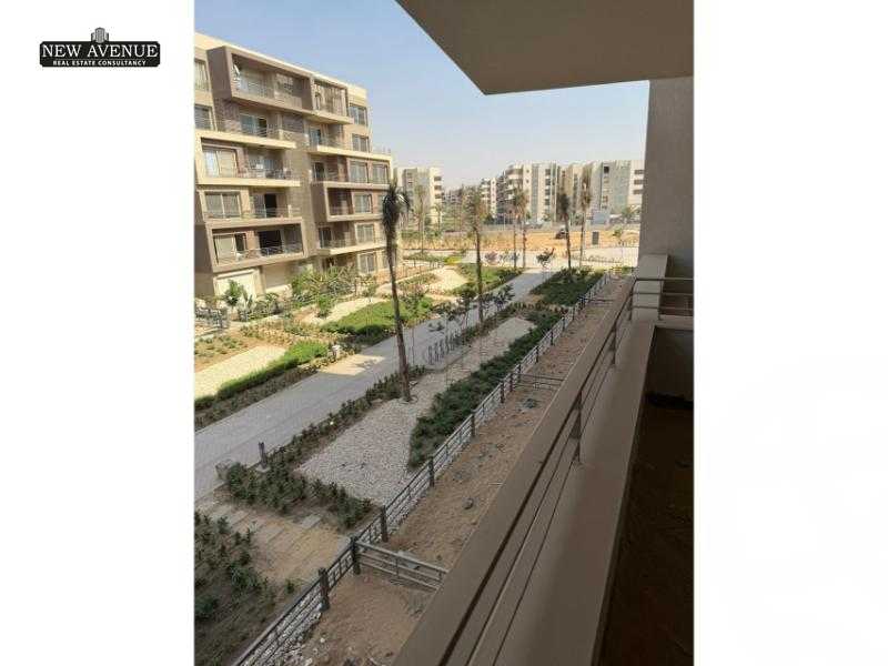 https://aqarmap.com.eg/ar/listing/6104742-for-sale-cairo-new-cairo-compounds-blm-hylz-nyw-kyrw