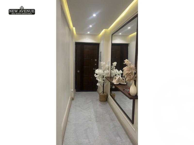 https://aqarmap.com.eg/en/listing/6104899-for-sale-cairo-new-cairo-compounds-moon-valley