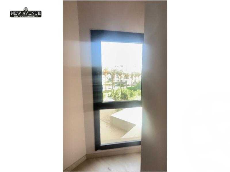https://aqarmap.com.eg/en/listing/6104937-for-sale-cairo-new-cairo-compounds-the-address-east