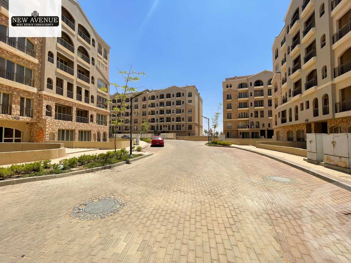 https://aqarmap.com.eg/ar/listing/6105373-for-sale-cairo-new-cairo-lmstqbl-syty-compounds-green-square