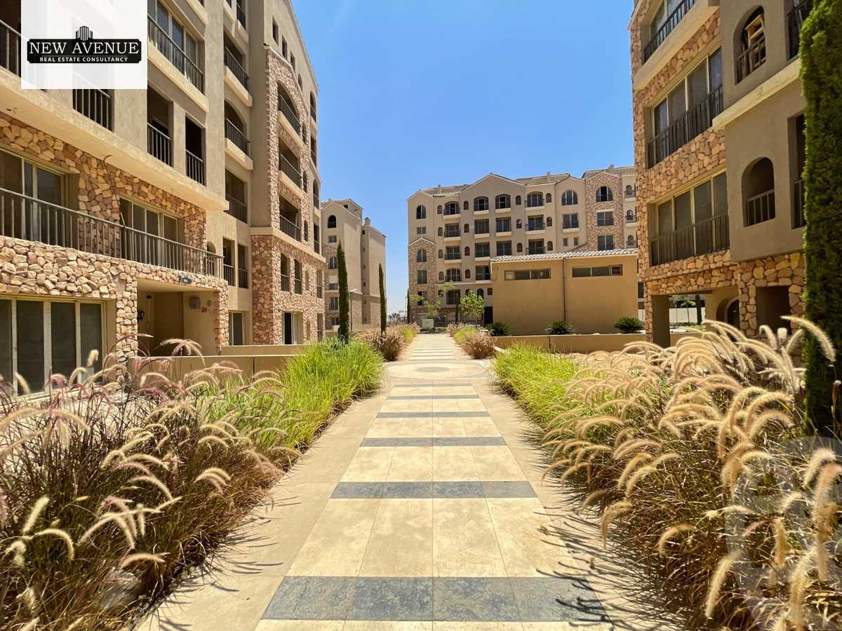 https://aqarmap.com.eg/ar/listing/6105373-for-sale-cairo-new-cairo-lmstqbl-syty-compounds-green-square