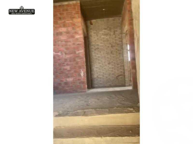 https://aqarmap.com.eg/ar/listing/6105597-for-sale-cairo-new-cairo-compounds-blm-hylz-nyw-kyrw