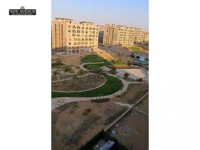 https://aqarmap.com.eg/ar/listing/6106553-for-sale-cairo-new-cairo-lmstqbl-syty-compounds-green-square