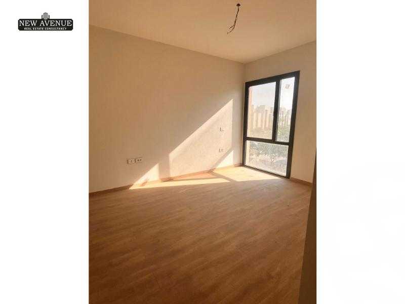 https://aqarmap.com.eg/en/listing/6106679-for-sale-cairo-el-shorouk-compounds-al-burouj-compound-imkan