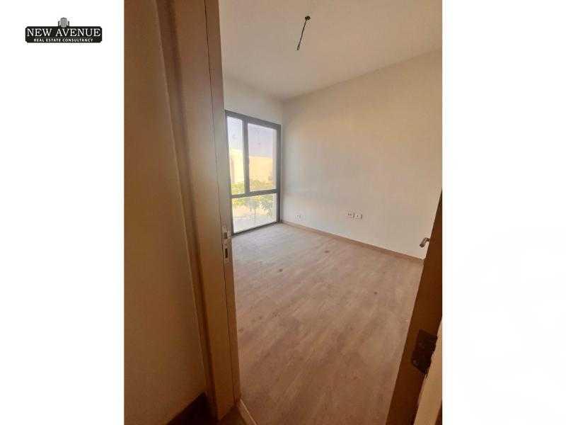 https://aqarmap.com.eg/en/listing/6106679-for-sale-cairo-el-shorouk-compounds-al-burouj-compound-imkan