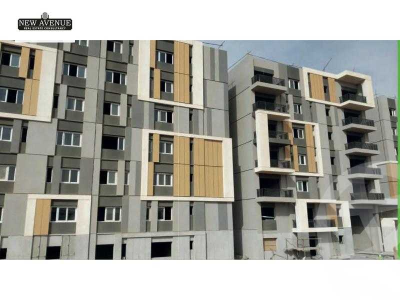 https://aqarmap.com.eg/en/listing/6107101-for-sale-cairo-new-cairo-lmstqbl-syty-compounds-park-226-haptown-hassan-allam