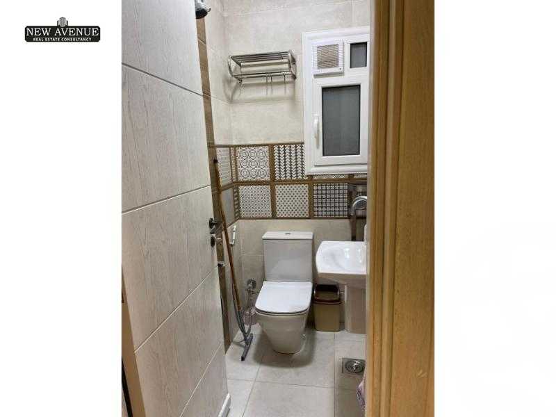 https://aqarmap.com.eg/en/listing/6107246-for-rent-cairo-new-cairo-compounds-mountain-view-hyde-park