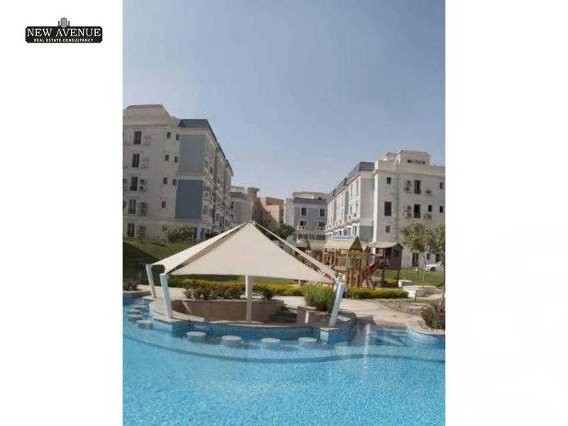 https://aqarmap.com.eg/ar/listing/6107541-for-sale-cairo-new-cairo-compounds-mountain-view-hyde-park