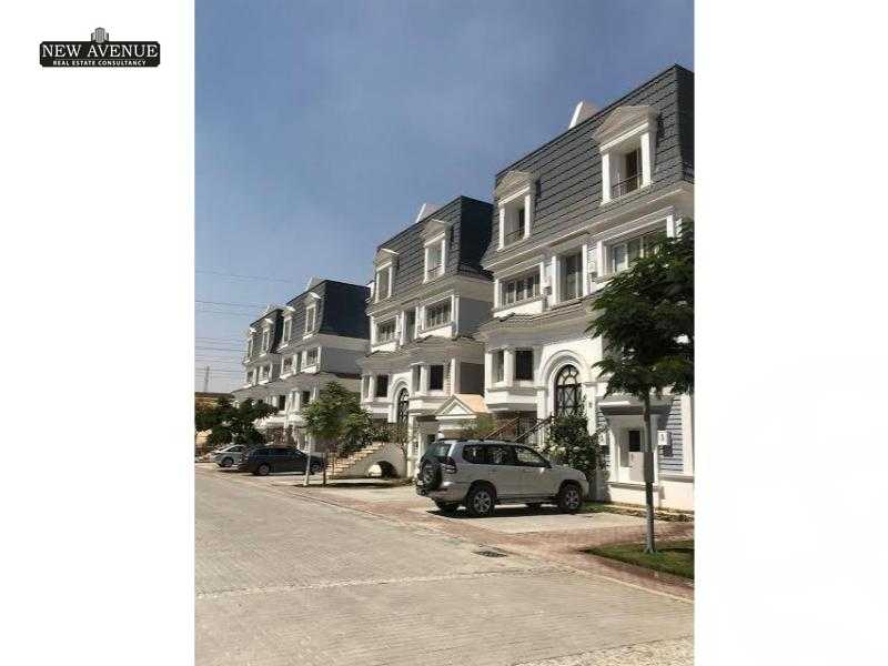 https://aqarmap.com.eg/ar/listing/6107541-for-sale-cairo-new-cairo-compounds-mountain-view-hyde-park
