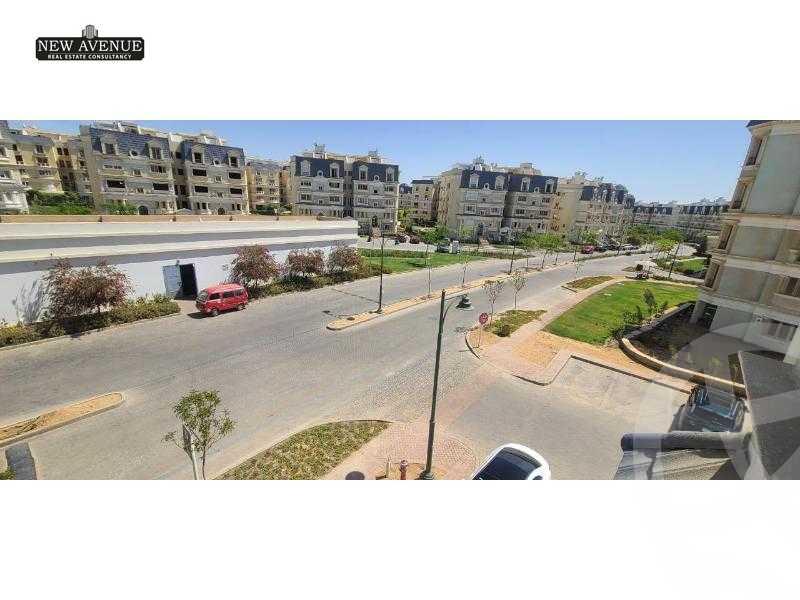 https://aqarmap.com.eg/ar/listing/6107576-for-sale-cairo-new-cairo-compounds-mountain-view-hyde-park