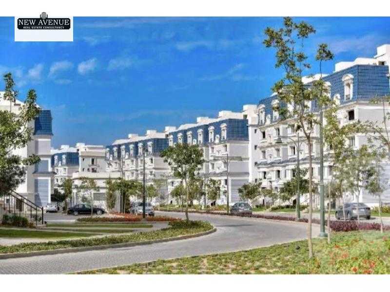 https://aqarmap.com.eg/ar/listing/6107576-for-sale-cairo-new-cairo-compounds-mountain-view-hyde-park