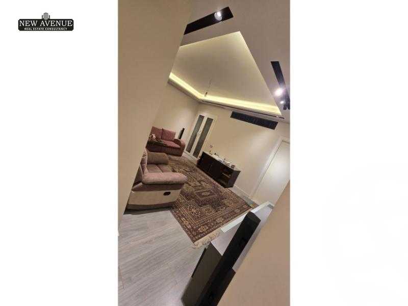 https://aqarmap.com.eg/ar/listing/6108482-for-rent-cairo-new-cairo-compounds-mountain-view-hyde-park