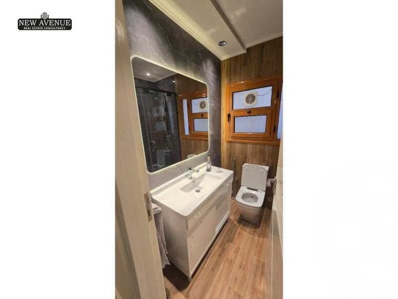 https://aqarmap.com.eg/ar/listing/6108482-for-rent-cairo-new-cairo-compounds-mountain-view-hyde-park