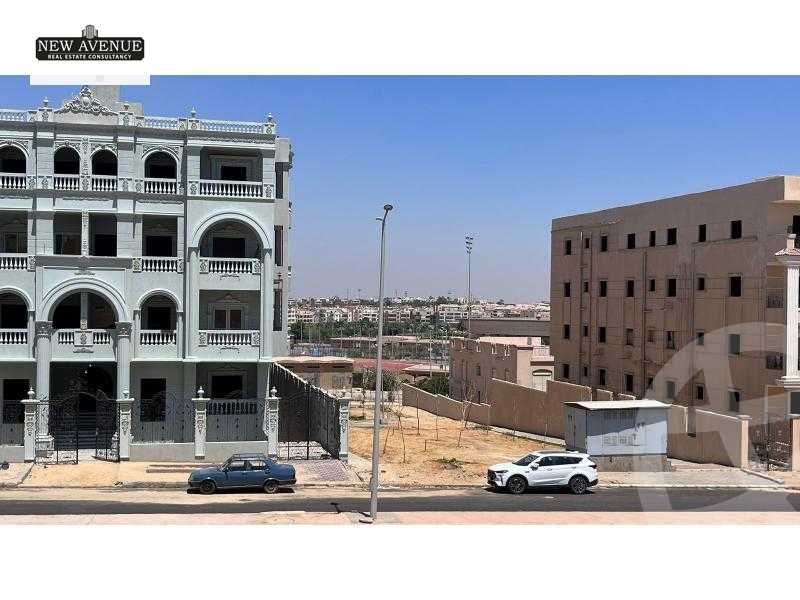 https://aqarmap.com.eg/en/listing/6111666-for-sale-cairo-el-shorouk-lmntq-lthmn-neighbourhood-2