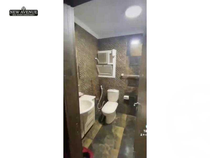 https://aqarmap.com.eg/en/listing/6111758-for-sale-cairo-new-cairo-compounds-the-square