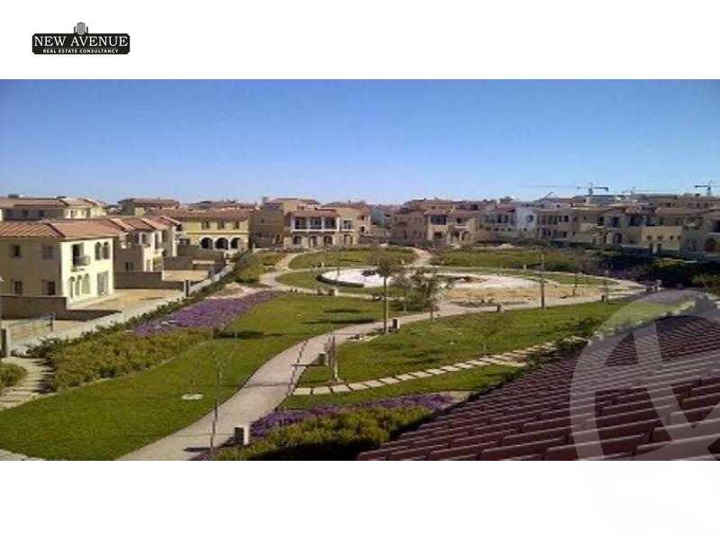 https://aqarmap.com.eg/en/listing/6111800-for-sale-cairo-new-cairo-compounds-hyde-park