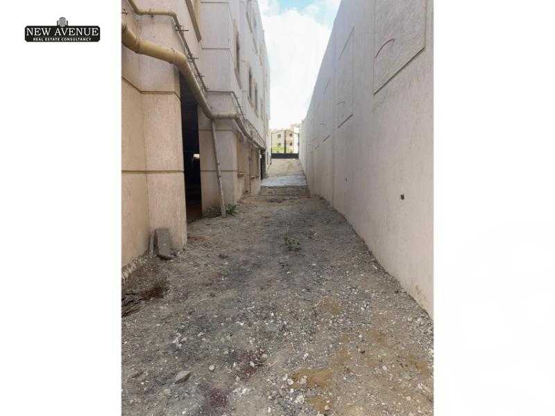 https://aqarmap.com.eg/en/listing/6112203-for-sale-cairo-el-shorouk-lmntq-lthlth-neighbourhood-3