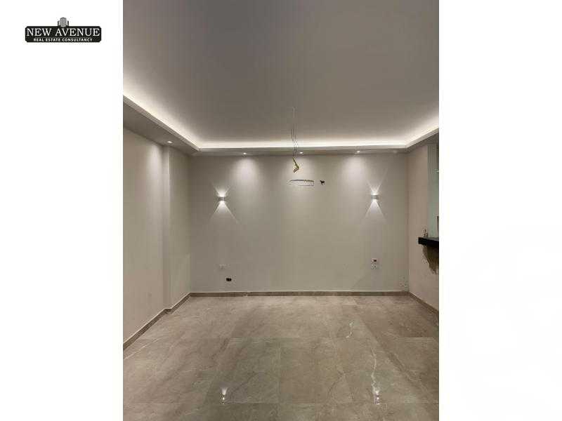 https://aqarmap.com.eg/ar/listing/6115095-for-sale-cairo-new-cairo-compounds-azad