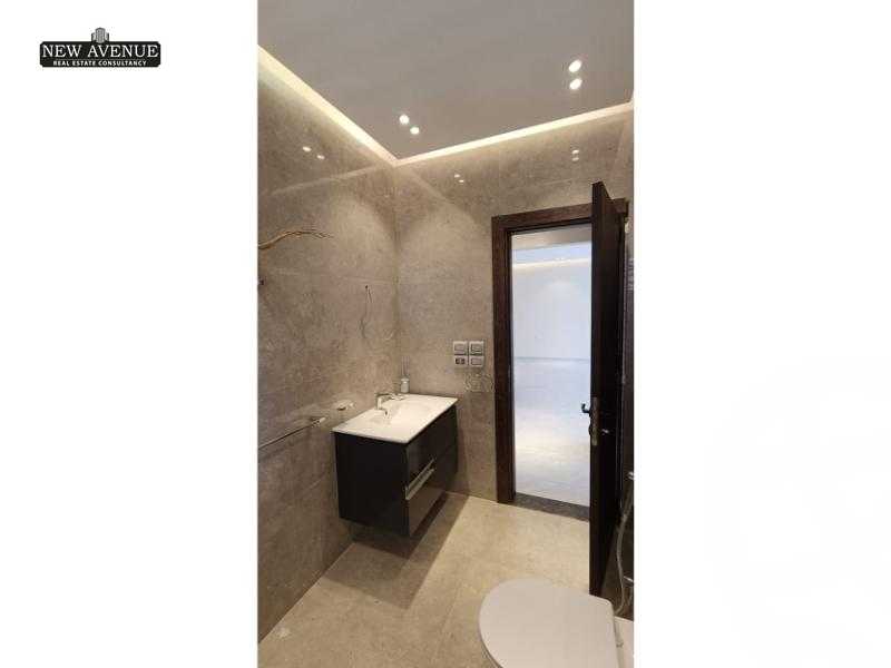 https://aqarmap.com.eg/ar/listing/6116044-for-sale-cairo-new-cairo-compounds-lakeview-residence