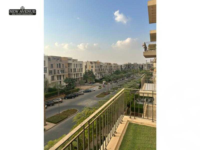 https://aqarmap.com.eg/en/listing/6116246-for-sale-cairo-new-cairo-compounds-eastown-eastown-parks