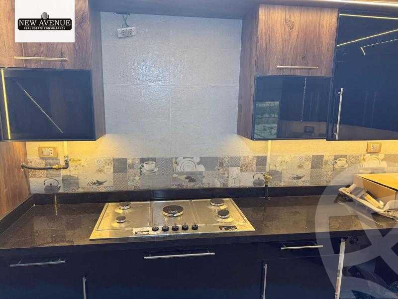https://aqarmap.com.eg/en/listing/6116278-for-sale-cairo-new-cairo-compounds-mountain-view-hyde-park