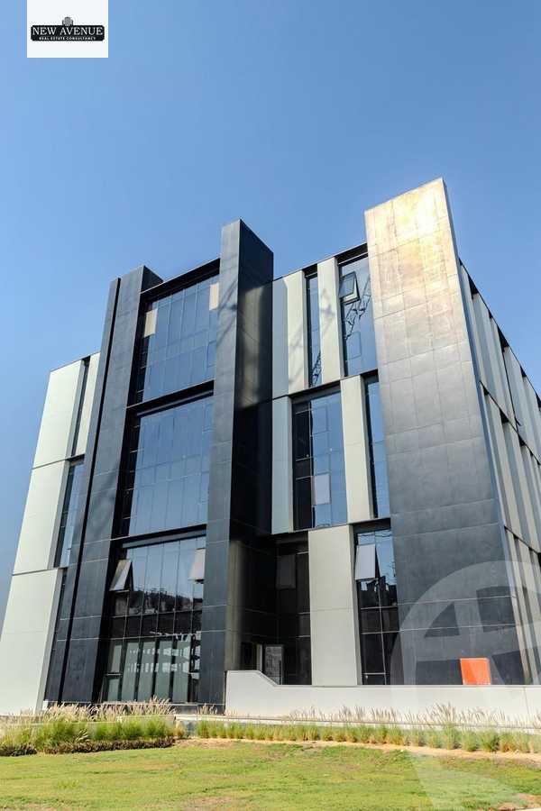 https://aqarmap.com.eg/ar/listing/6120799-for-sale-cairo-new-cairo-compounds-hyde-park-centre-ville-hyde-park