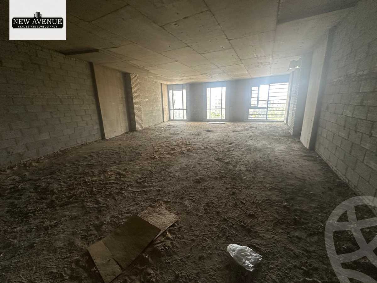 https://aqarmap.com.eg/ar/listing/6120799-for-sale-cairo-new-cairo-compounds-hyde-park-centre-ville-hyde-park