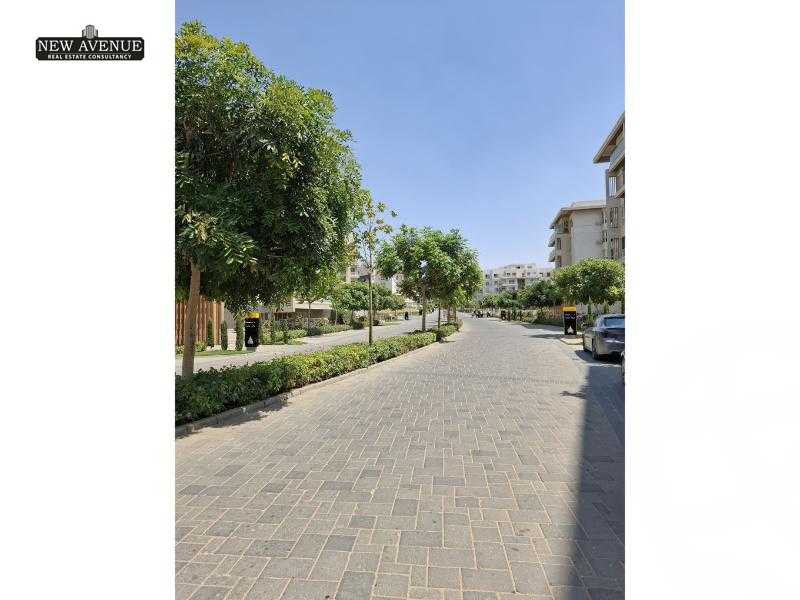 https://aqarmap.com.eg/ar/listing/6135115-for-sale-cairo-6th-of-october-compounds-mountain-view-icity-october