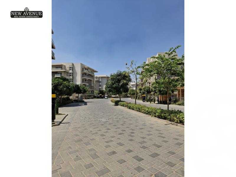 https://aqarmap.com.eg/ar/listing/6135115-for-sale-cairo-6th-of-october-compounds-mountain-view-icity-october