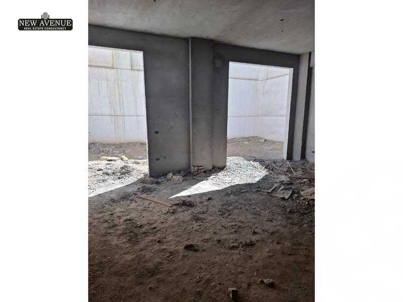 https://aqarmap.com.eg/en/listing/6135866-for-sale-cairo-new-cairo-compounds-el-koronfel-heights