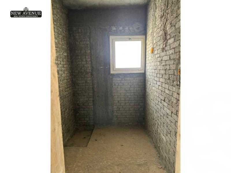 https://aqarmap.com.eg/ar/listing/6138395-for-sale-cairo-new-cairo-compounds-hyde-park-cluster-7-hyde-park