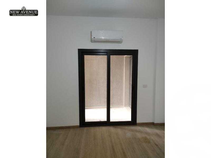 https://aqarmap.com.eg/ar/listing/6152984-for-rent-cairo-new-cairo-compounds-fifth-square