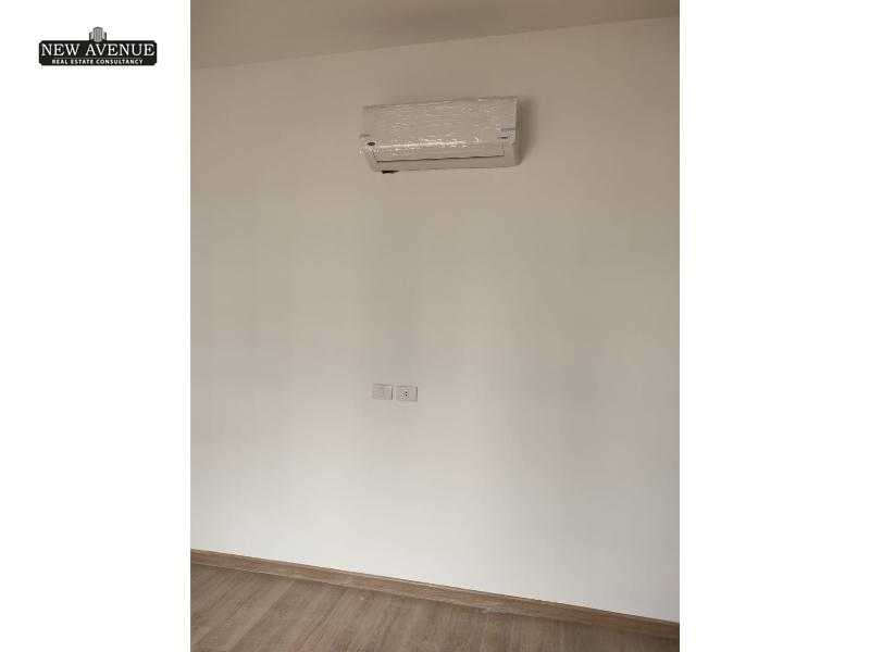 https://aqarmap.com.eg/ar/listing/6152984-for-rent-cairo-new-cairo-compounds-fifth-square