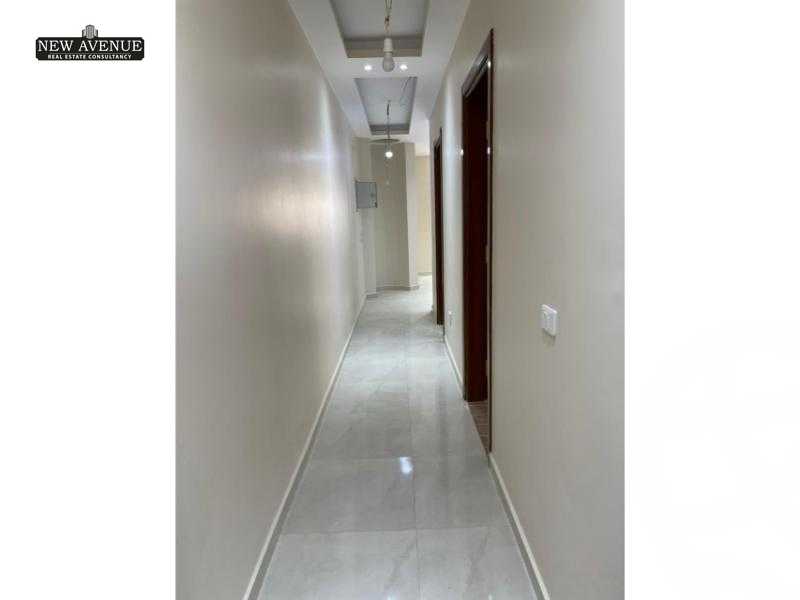 https://aqarmap.com.eg/ar/listing/6154487-for-rent-cairo-new-cairo-compounds-mountain-view-hyde-park
