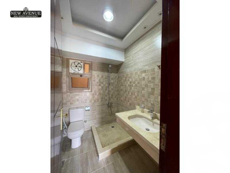 https://aqarmap.com.eg/ar/listing/6154487-for-rent-cairo-new-cairo-compounds-mountain-view-hyde-park