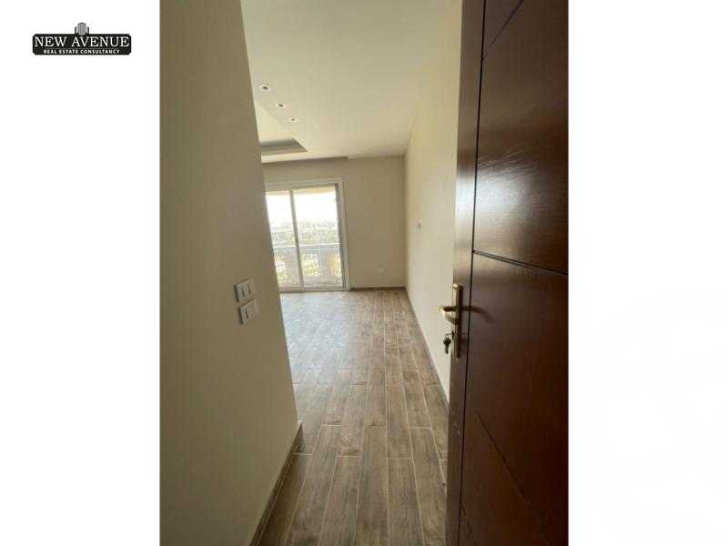 https://aqarmap.com.eg/ar/listing/6154487-for-rent-cairo-new-cairo-compounds-mountain-view-hyde-park