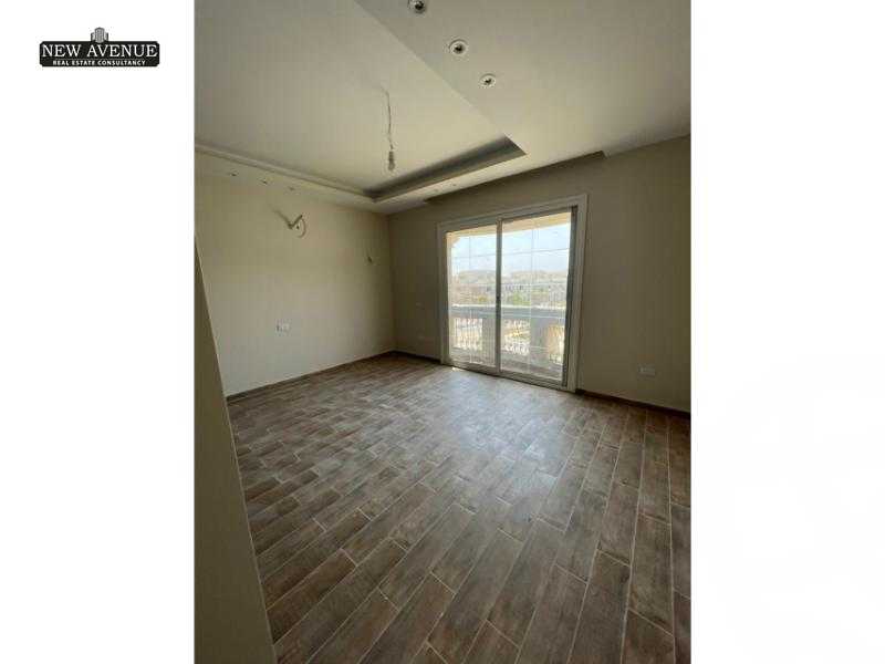 https://aqarmap.com.eg/ar/listing/6154487-for-rent-cairo-new-cairo-compounds-mountain-view-hyde-park