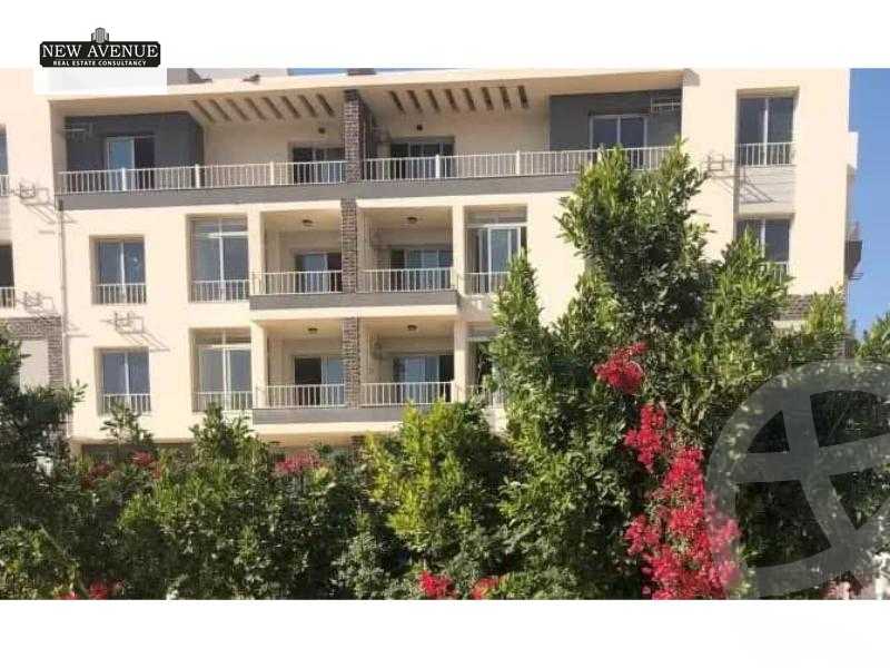 https://aqarmap.com.eg/en/listing/6154639-for-sale-cairo-new-cairo-compounds-jyd