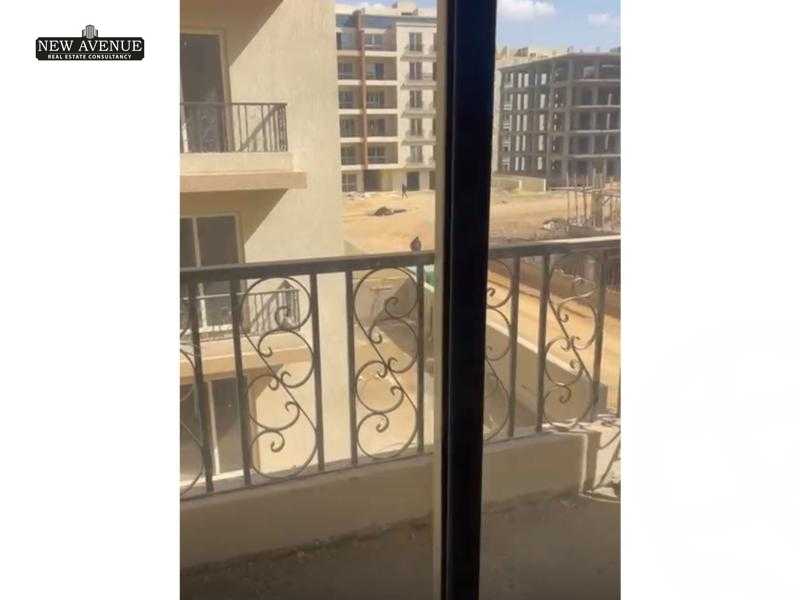 https://aqarmap.com.eg/ar/listing/6154762-for-sale-cairo-new-cairo-lmstqbl-syty-compounds-neopolis