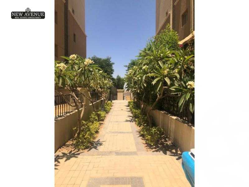 https://aqarmap.com.eg/en/listing/6155207-for-sale-cairo-new-cairo-compounds-sarai-elan-sarai-compound