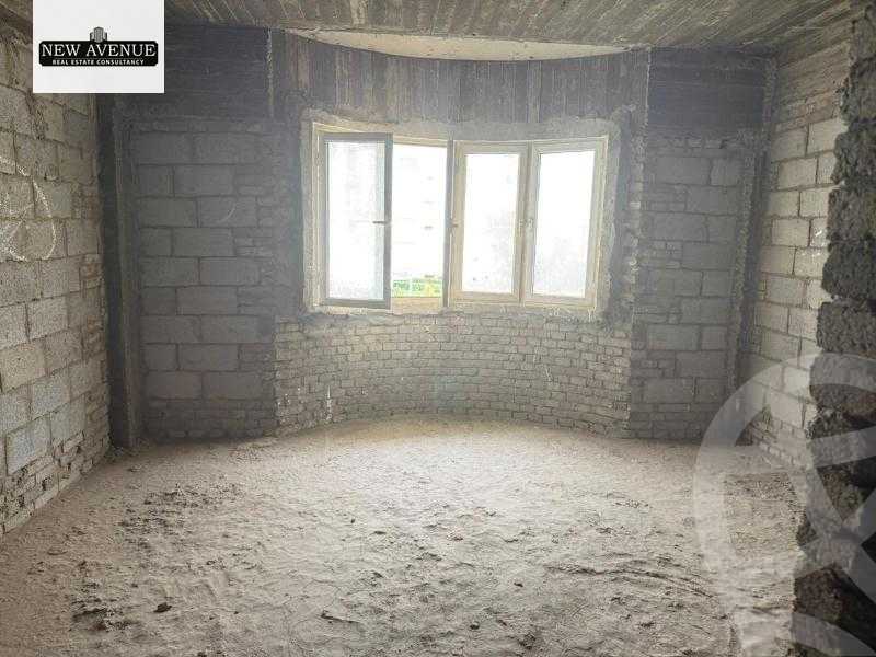 https://aqarmap.com.eg/ar/listing/6157722-for-sale-cairo-new-cairo-compounds-mountain-view-hyde-park
