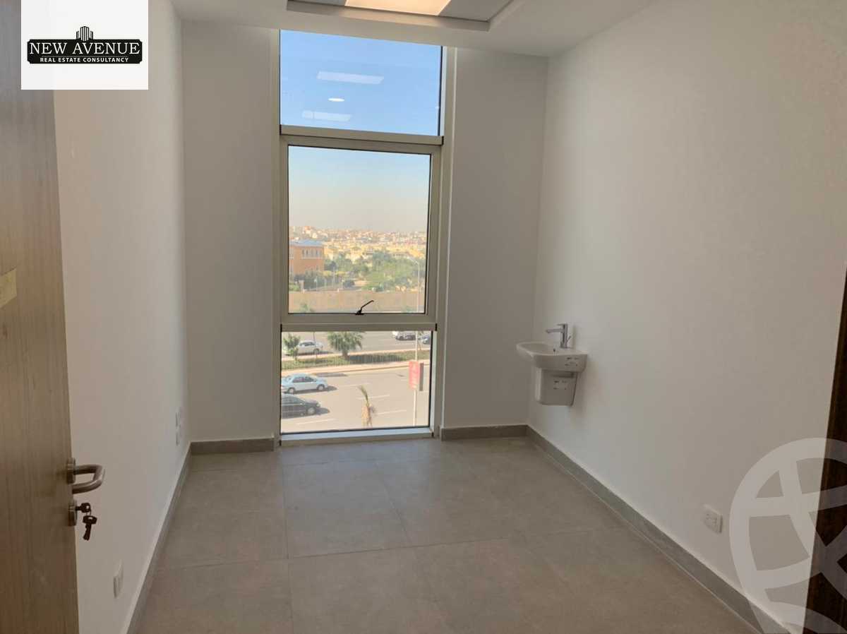 https://aqarmap.com.eg/ar/listing/6159464-for-rent-cairo-new-cairo-compounds-zyd-yst