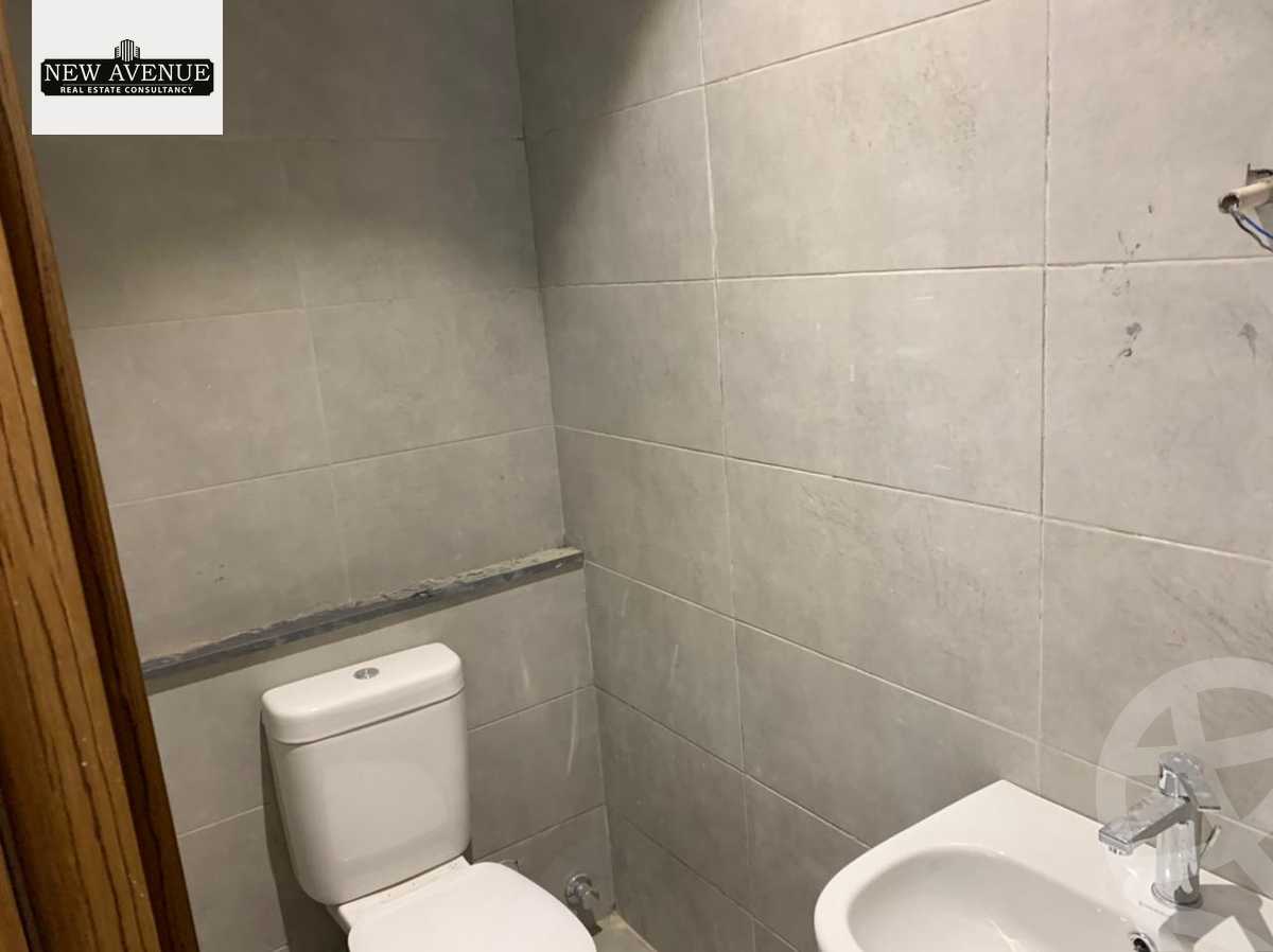 https://aqarmap.com.eg/ar/listing/6159464-for-rent-cairo-new-cairo-compounds-zyd-yst