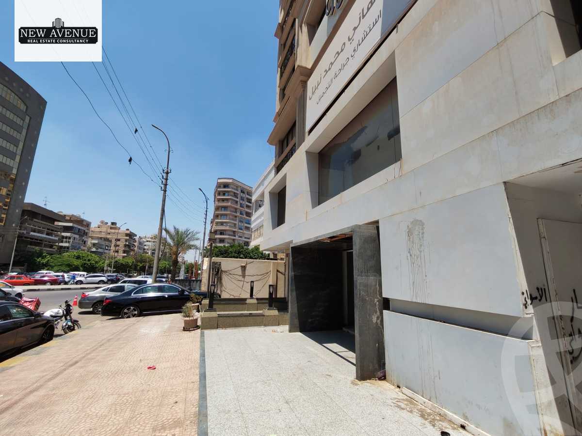 https://aqarmap.com.eg/ar/listing/6159513-for-rent-cairo-new-cairo-compounds-kyrw-byzns-blz-btr-hwm-llttwyr